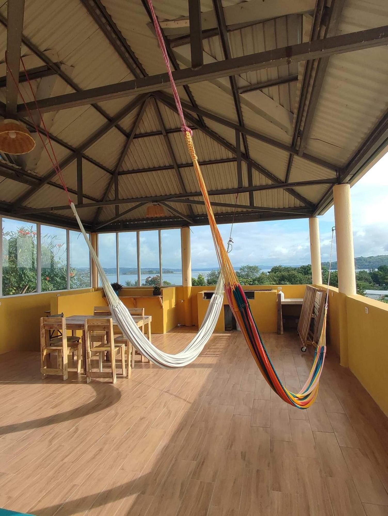 Auberge de jeunesse La Casa Colorada à San Benito Extérieur photo