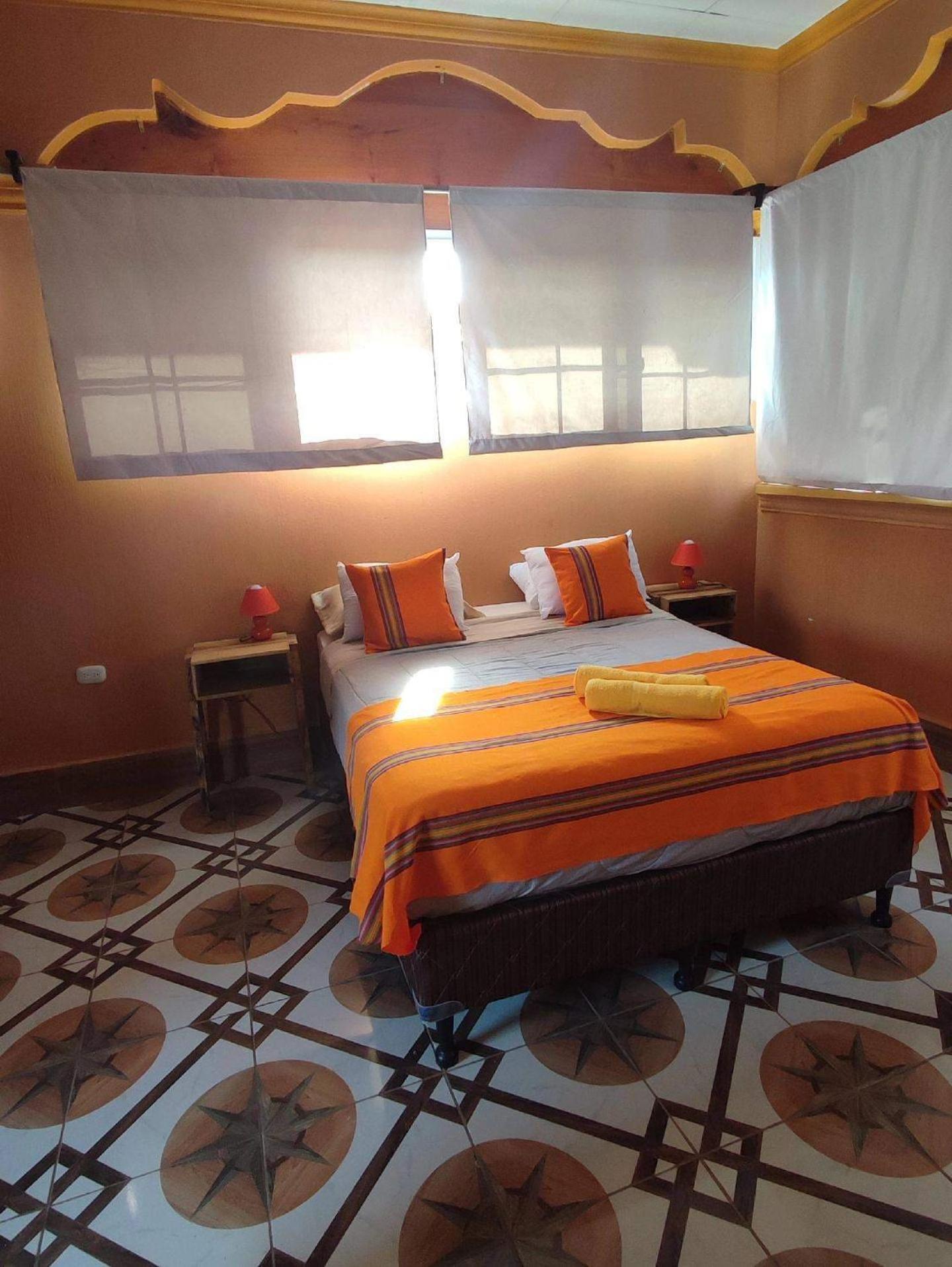 Auberge de jeunesse La Casa Colorada à San Benito Extérieur photo